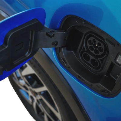 Mahindra XUV 400 EC Fast Charger - High-Speed 7.2 KW Electric Charging